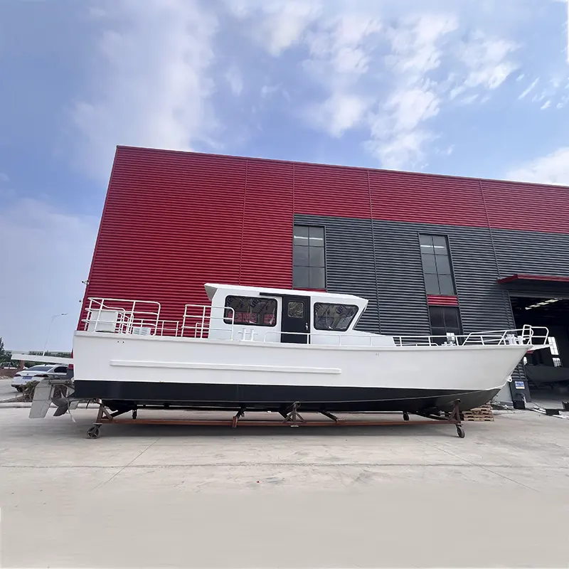 Tàu du lịch 13,8m